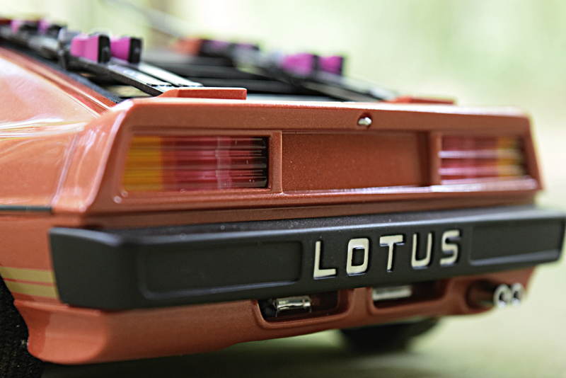 Illustration for article titled 1981 Lotus Esprit Turbo by AutoArt